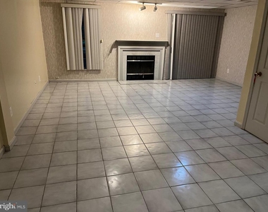 33 Hiddencreek Court - Photo Thumbnail 26