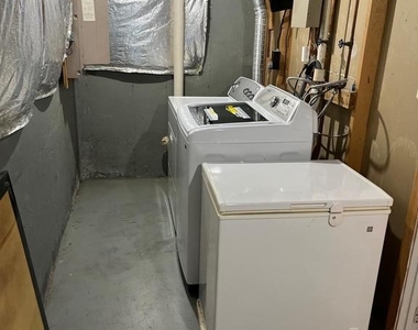 33 Hiddencreek Court - Photo Thumbnail 13