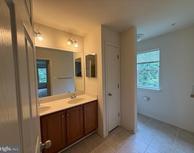 10215 Daventry Drive - Photo Thumbnail 28
