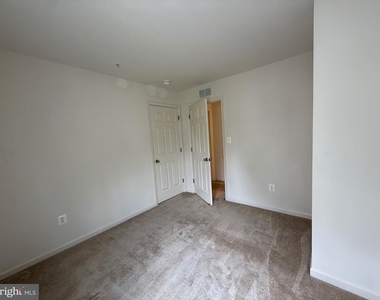 10215 Daventry Drive - Photo Thumbnail 23