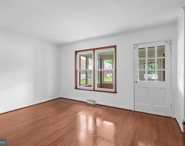 3317 Belsford Court - Photo Thumbnail 5