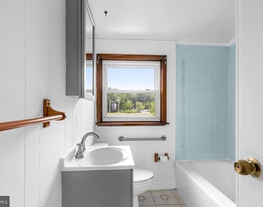 3317 Belsford Court - Photo Thumbnail 17