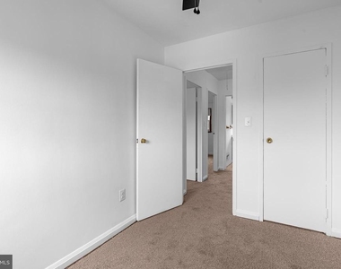 3317 Belsford Court - Photo Thumbnail 14