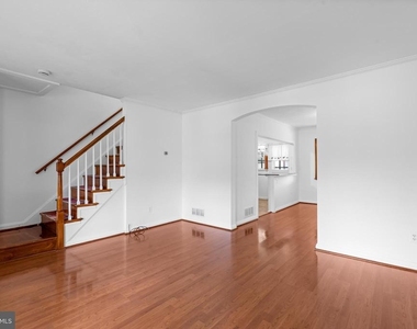 3317 Belsford Court - Photo Thumbnail 6