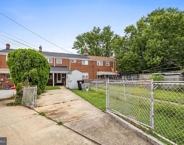3317 Belsford Court - Photo Thumbnail 28