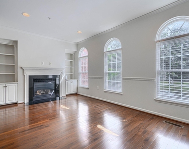 239 Anvil Way - Photo Thumbnail 6