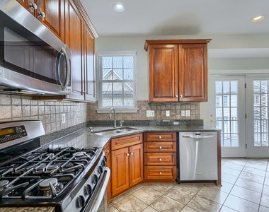 239 Anvil Way - Photo Thumbnail 11