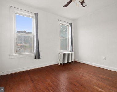 3146 Remington Avenue - Photo Thumbnail 9