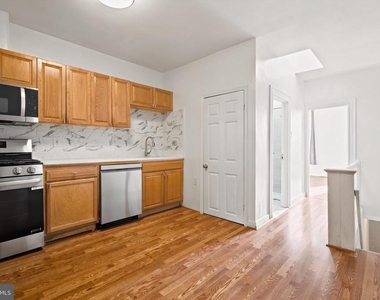 3146 Remington Avenue - Photo Thumbnail 3