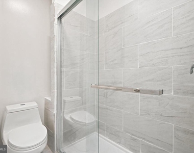 3146 Remington Avenue - Photo Thumbnail 6