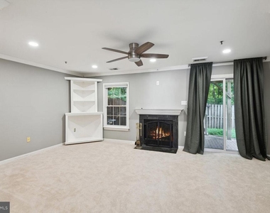 1511 Ashburnham Drive - Photo Thumbnail 2