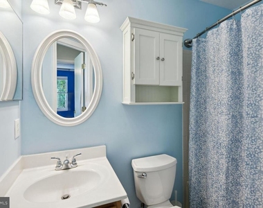 1511 Ashburnham Drive - Photo Thumbnail 14