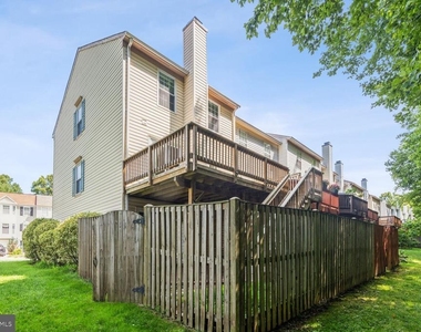 1511 Ashburnham Drive - Photo Thumbnail 16