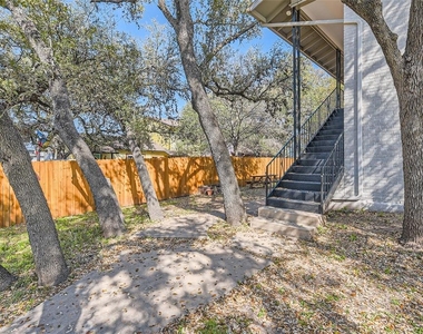 2411 S 5th St - Photo Thumbnail 14