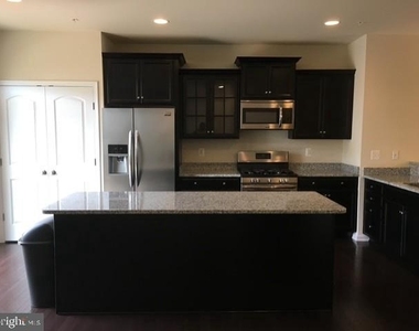 856 Nancy Lynn Lane - Photo Thumbnail 32