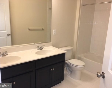 856 Nancy Lynn Lane - Photo Thumbnail 22