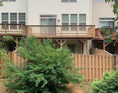 856 Nancy Lynn Lane - Photo Thumbnail 2