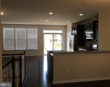 856 Nancy Lynn Lane - Photo Thumbnail 37
