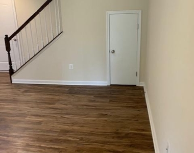 856 Nancy Lynn Lane - Photo Thumbnail 13