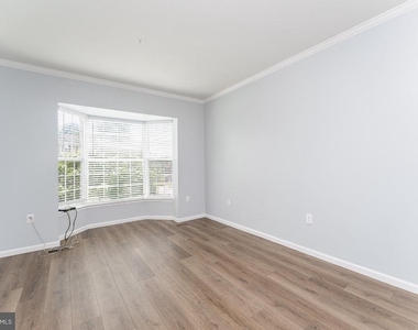 2383 Laconia Court - Photo Thumbnail 7