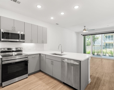 4801 Springdale Rd - Photo Thumbnail 2