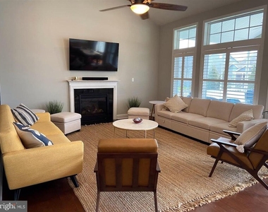 31656 Exeter Way - Photo Thumbnail 9