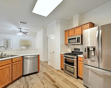 8605 Ganttcrest Dr - Photo Thumbnail 8