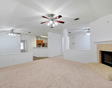 8605 Ganttcrest Dr - Photo Thumbnail 6