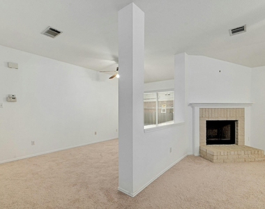 8605 Ganttcrest Dr - Photo Thumbnail 4