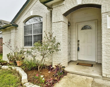 8605 Ganttcrest Dr - Photo Thumbnail 2