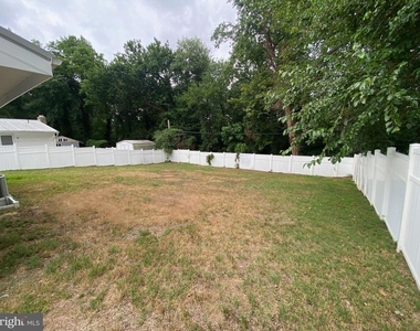 604 River Road - Photo Thumbnail 11