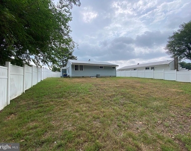 604 River Road - Photo Thumbnail 12