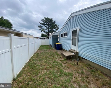 604 River Road - Photo Thumbnail 10