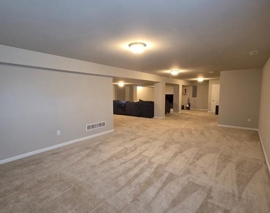 31 Wavyleaf Drive - Photo Thumbnail 13