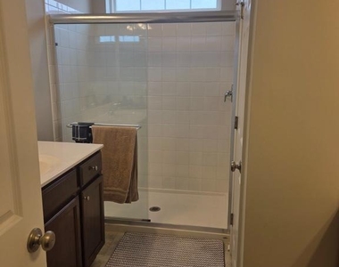 31 Wavyleaf Drive - Photo Thumbnail 9