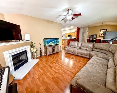 3230 Arroyo Bluff Ln - Photo Thumbnail 16