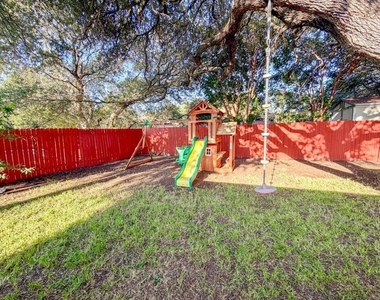 3230 Arroyo Bluff Ln - Photo Thumbnail 21