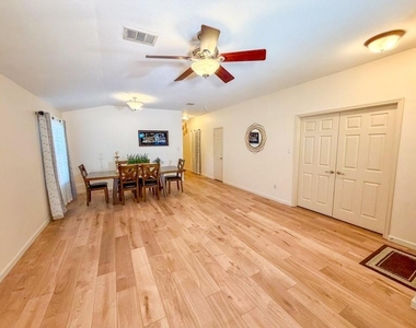 3230 Arroyo Bluff Ln - Photo Thumbnail 2