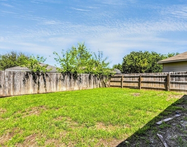 3108 Tilmon Ln - Photo Thumbnail 15