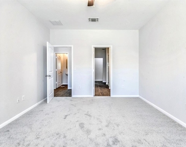 3108 Tilmon Ln - Photo Thumbnail 8