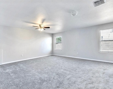 3108 Tilmon Ln - Photo Thumbnail 5