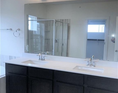 4231 Berkman Dr - Photo Thumbnail 6