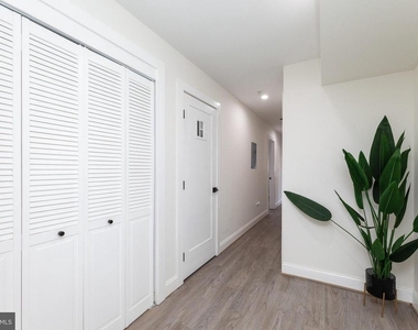 734 Kenyon Street Nw - Photo Thumbnail 16