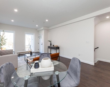 734 Kenyon Street Nw - Photo Thumbnail 1