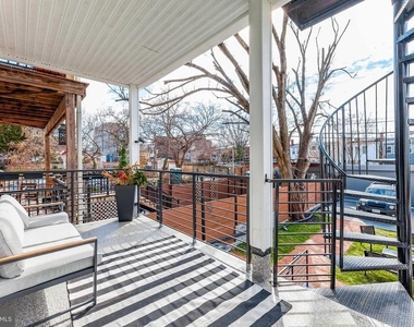 734 Kenyon Street Nw - Photo Thumbnail 20
