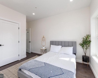 734 Kenyon Street Nw - Photo Thumbnail 14