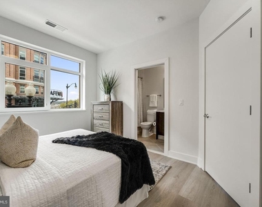 3831 Georgia Avenue Nw - Photo Thumbnail 7