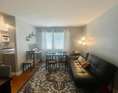 1031 Michigan Avenue Ne - Photo Thumbnail 21