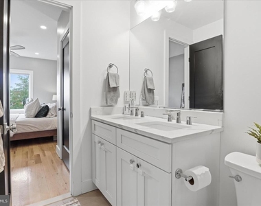 1222 Neal Street Ne - Photo Thumbnail 27