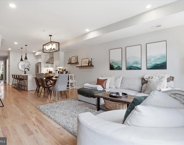 1222 Neal Street Ne - Photo Thumbnail 5